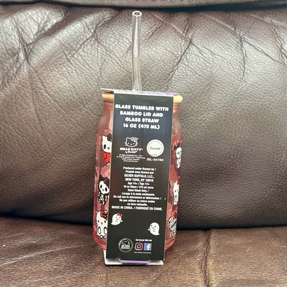 Hello Kitty Halloween Characters 16oz Pink Glass Tumbler with Bamboo Lid & Straw - Picture 6 of 11